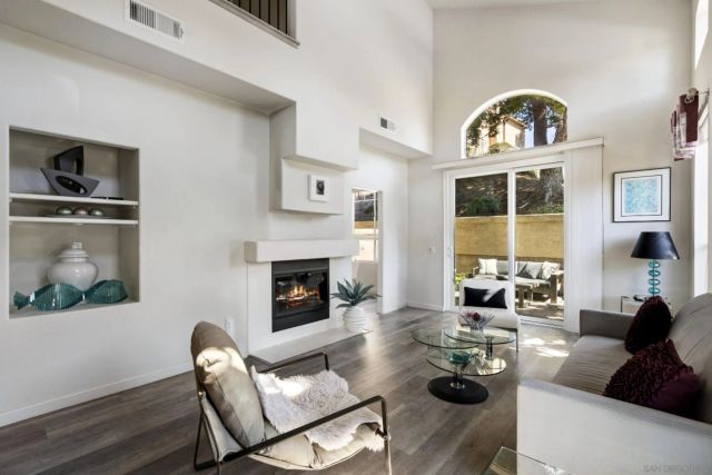 3696 Ruette De Ville, San Diego, CA 92130