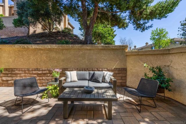 3696 Ruette De Ville, San Diego, CA 92130