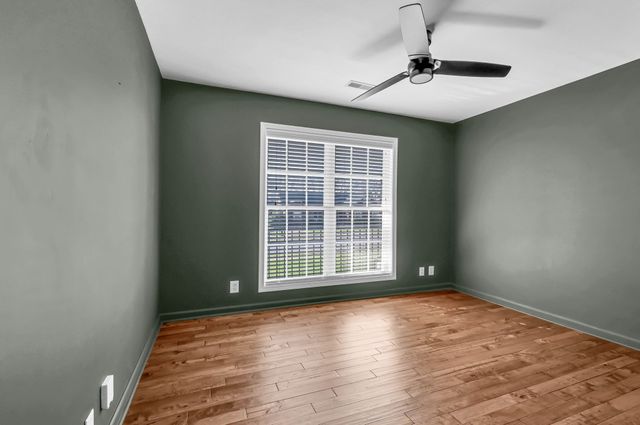 1267 Everwood Dr, Ashland City, TN 37015