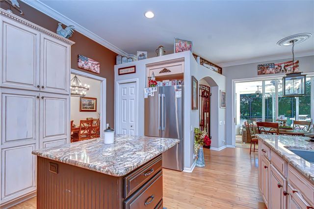 5820 AUDUBON MANOR BOULEVARD, Lithia, FL 33547