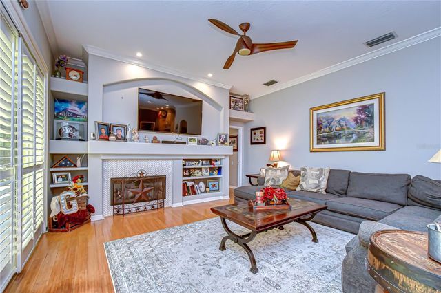 5820 AUDUBON MANOR BOULEVARD, Lithia, FL 33547