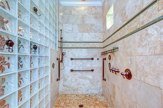 5820 AUDUBON MANOR BOULEVARD, Lithia, FL 33547