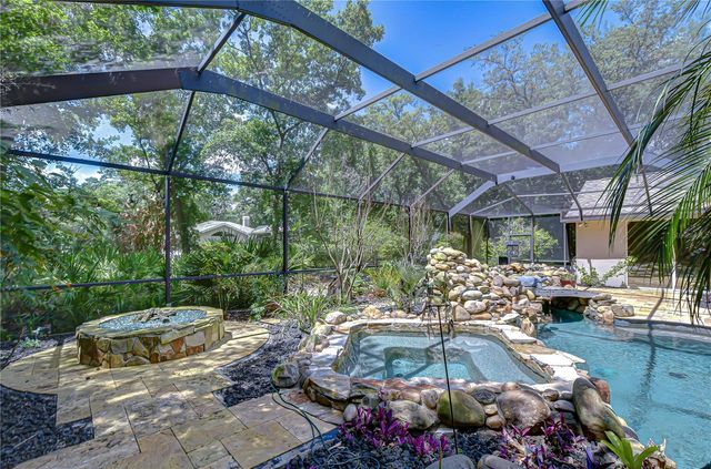 5820 AUDUBON MANOR BOULEVARD, Lithia, FL 33547