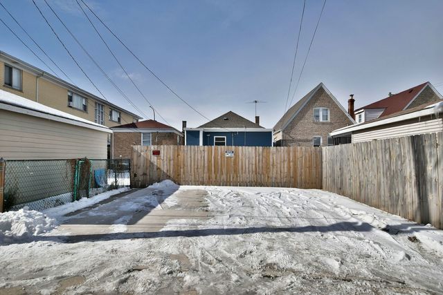 1405 S Central Avenue, Cicero, IL 60804
