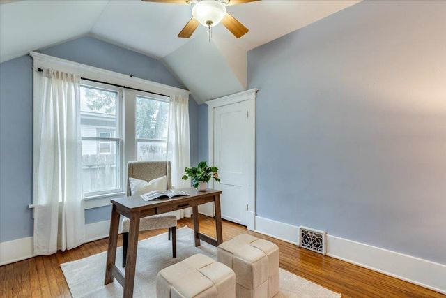 3418 E 2nd St N, Wichita, KS 67208