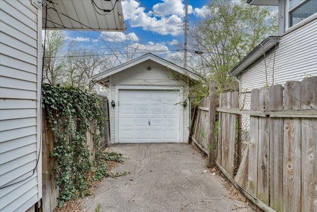 3418 E 2nd St N, Wichita, KS 67208