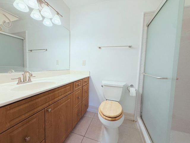 5301 Lakefront Boulevard D, Delray Beach, FL 33484