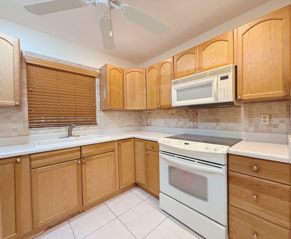 5301 Lakefront Boulevard D, Delray Beach, FL 33484