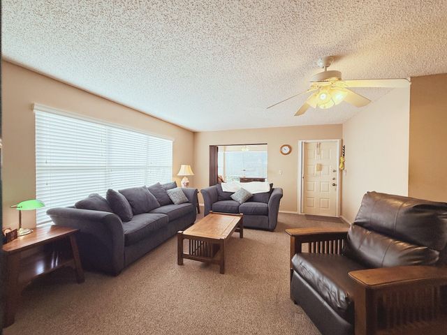 5301 Lakefront Boulevard D, Delray Beach, FL 33484