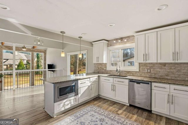 4047 Meadow Way, Marietta, GA 30066