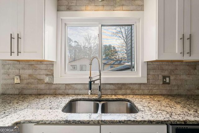 4047 Meadow Way, Marietta, GA 30066