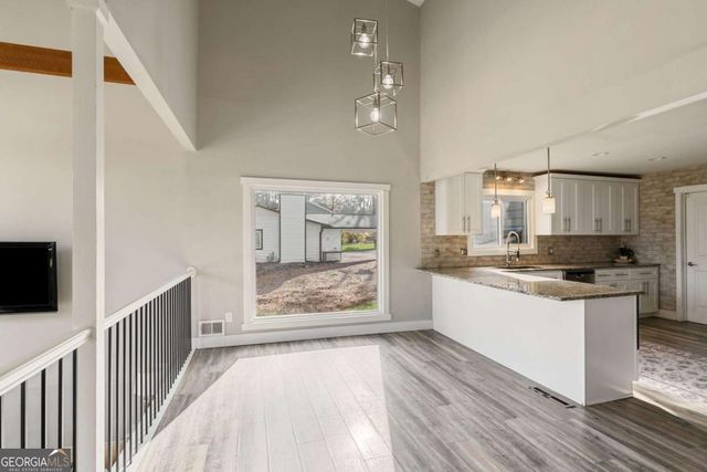 4047 Meadow Way, Marietta, GA 30066