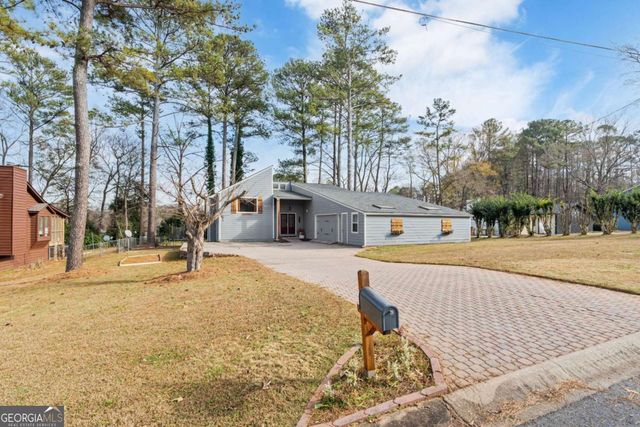 4047 Meadow Way, Marietta, GA 30066