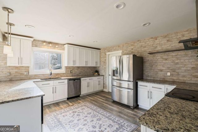 4047 Meadow Way, Marietta, GA 30066