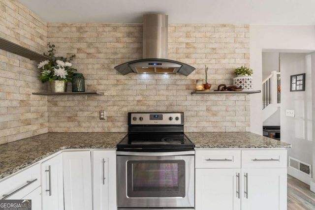 4047 Meadow Way, Marietta, GA 30066