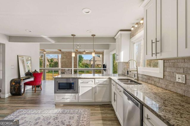 4047 Meadow Way, Marietta, GA 30066