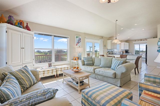 972 Rancho Carribe, Port Bolivar, TX 77650