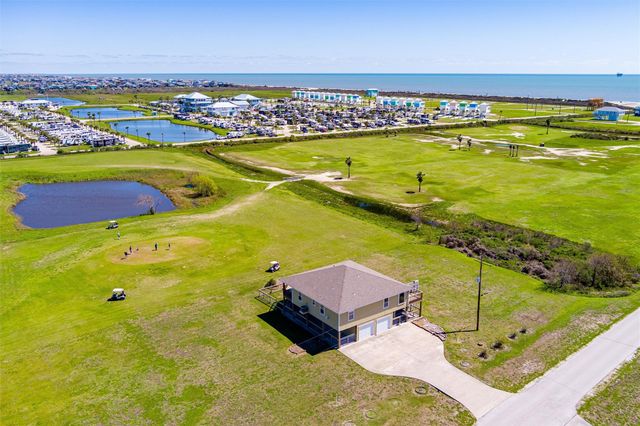 972 Rancho Carribe, Port Bolivar, TX 77650