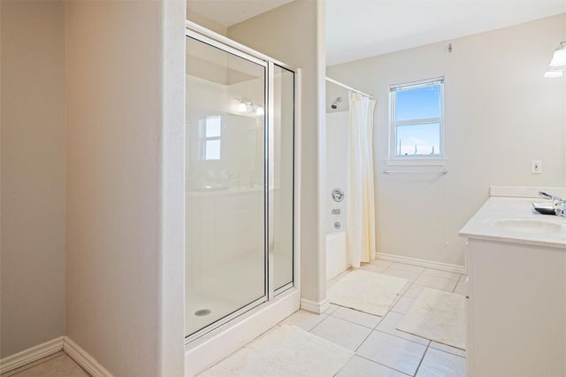 972 Rancho Carribe, Port Bolivar, TX 77650