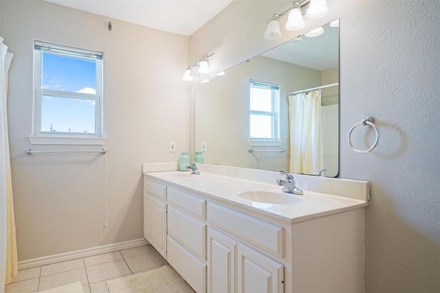 972 Rancho Carribe, Port Bolivar, TX 77650