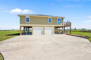 972 Rancho Carribe, Port Bolivar, TX 77650