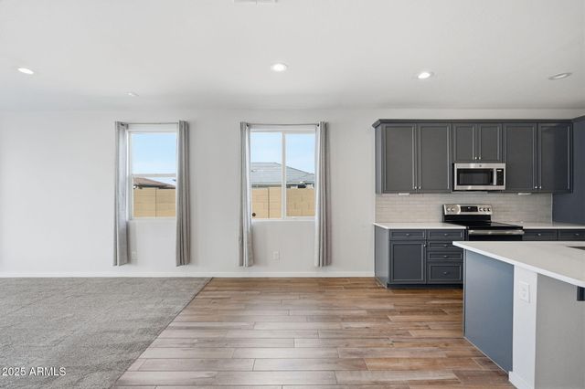 641 S DAVIDSON Lane, Casa Grande, AZ 85122