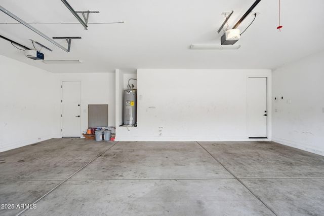 641 S DAVIDSON Lane, Casa Grande, AZ 85122