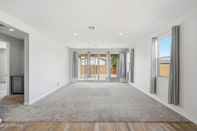 641 S DAVIDSON Lane, Casa Grande, AZ 85122