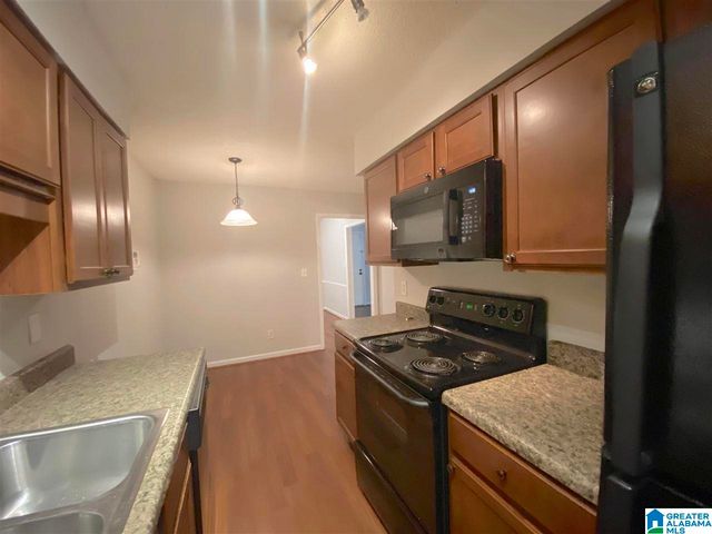 2009 Patton Creek Dr, Hoover, AL 35226