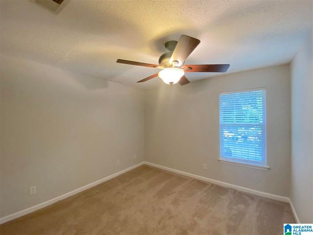 2009 Patton Creek Dr, Hoover, AL 35226