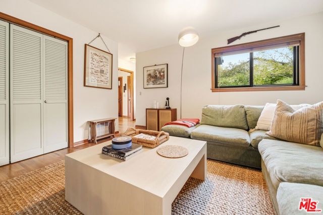 19818 Valley View Drive, Topanga (los Angeles), CA 90290