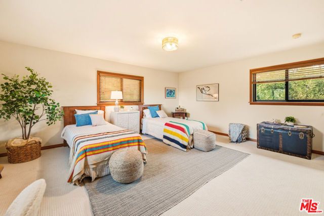 19818 Valley View Drive, Topanga (los Angeles), CA 90290