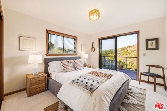 19818 Valley View Drive, Topanga (los Angeles), CA 90290