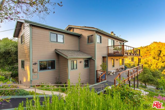 19818 Valley View Drive, Topanga (los Angeles), CA 90290