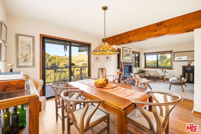 19818 Valley View Drive, Topanga (los Angeles), CA 90290