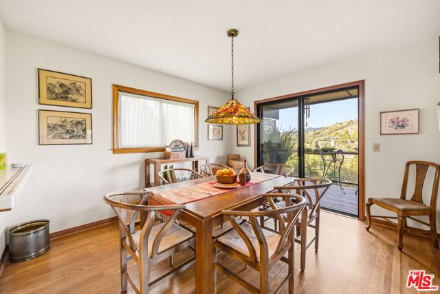 19818 Valley View Drive, Topanga (los Angeles), CA 90290