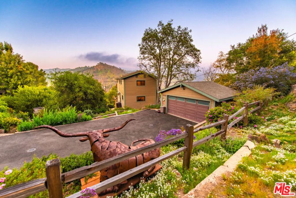 19818 Valley View Drive, Topanga (los Angeles), CA 90290