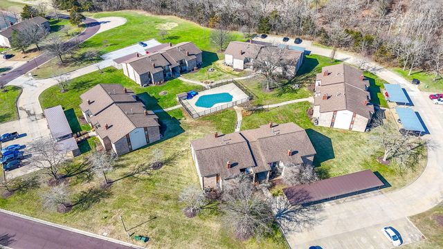 1883 N WATERFRONT DR H, Columbia, MO 65202