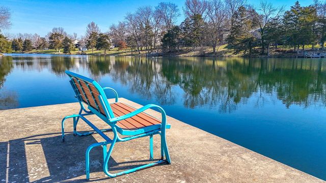 1883 N WATERFRONT DR H, Columbia, MO 65202