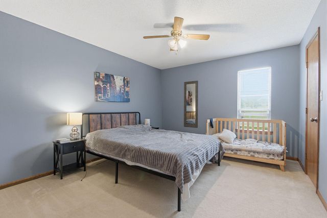 1883 N WATERFRONT DR H, Columbia, MO 65202