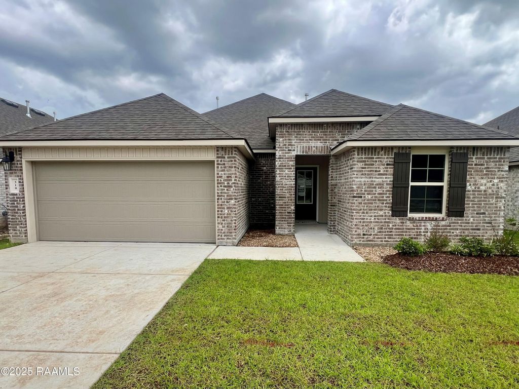 310 White Pine Drive, Lafayette, LA 70501