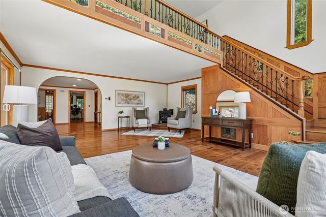 19034 364th Avenue SE, Maple Valley, WA 98038