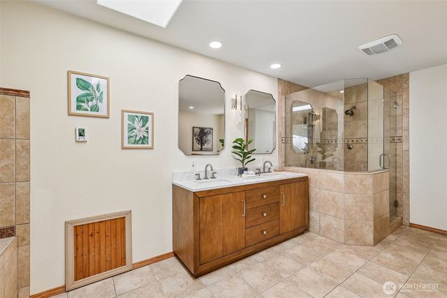 19034 364th Avenue SE, Maple Valley, WA 98038