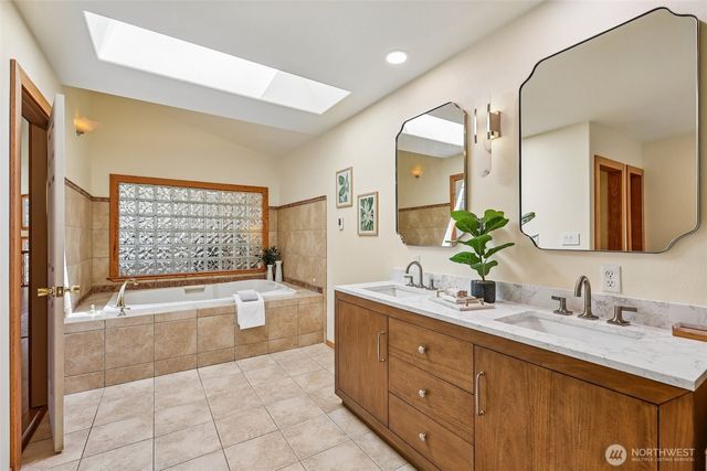 19034 364th Avenue SE, Maple Valley, WA 98038