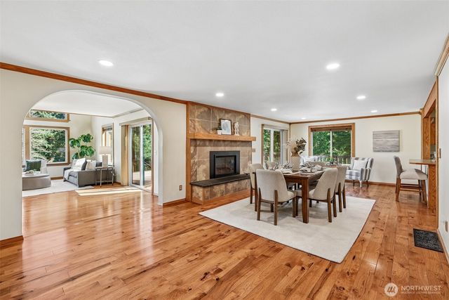 19034 364th Avenue SE, Maple Valley, WA 98038