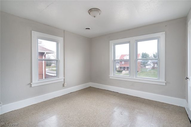 1816 E 34th Street, Lorain, OH 44055