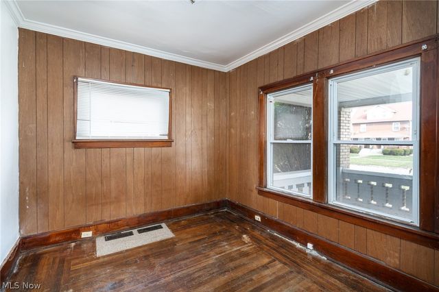 1816 E 34th Street, Lorain, OH 44055