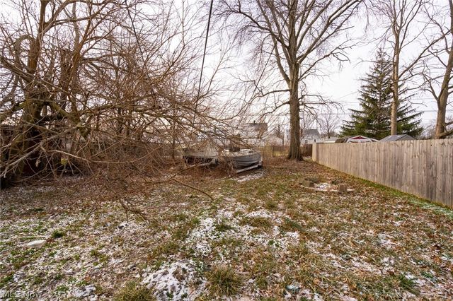 1816 E 34th Street, Lorain, OH 44055