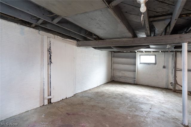 1816 E 34th Street, Lorain, OH 44055