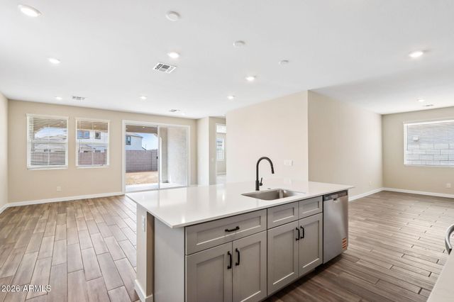 24169 W ATLANTIS Way, Buckeye, AZ 85326